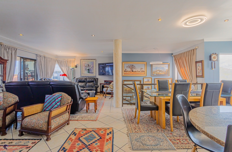 4 Bedroom Property for Sale in Calypso Beach Western Cape